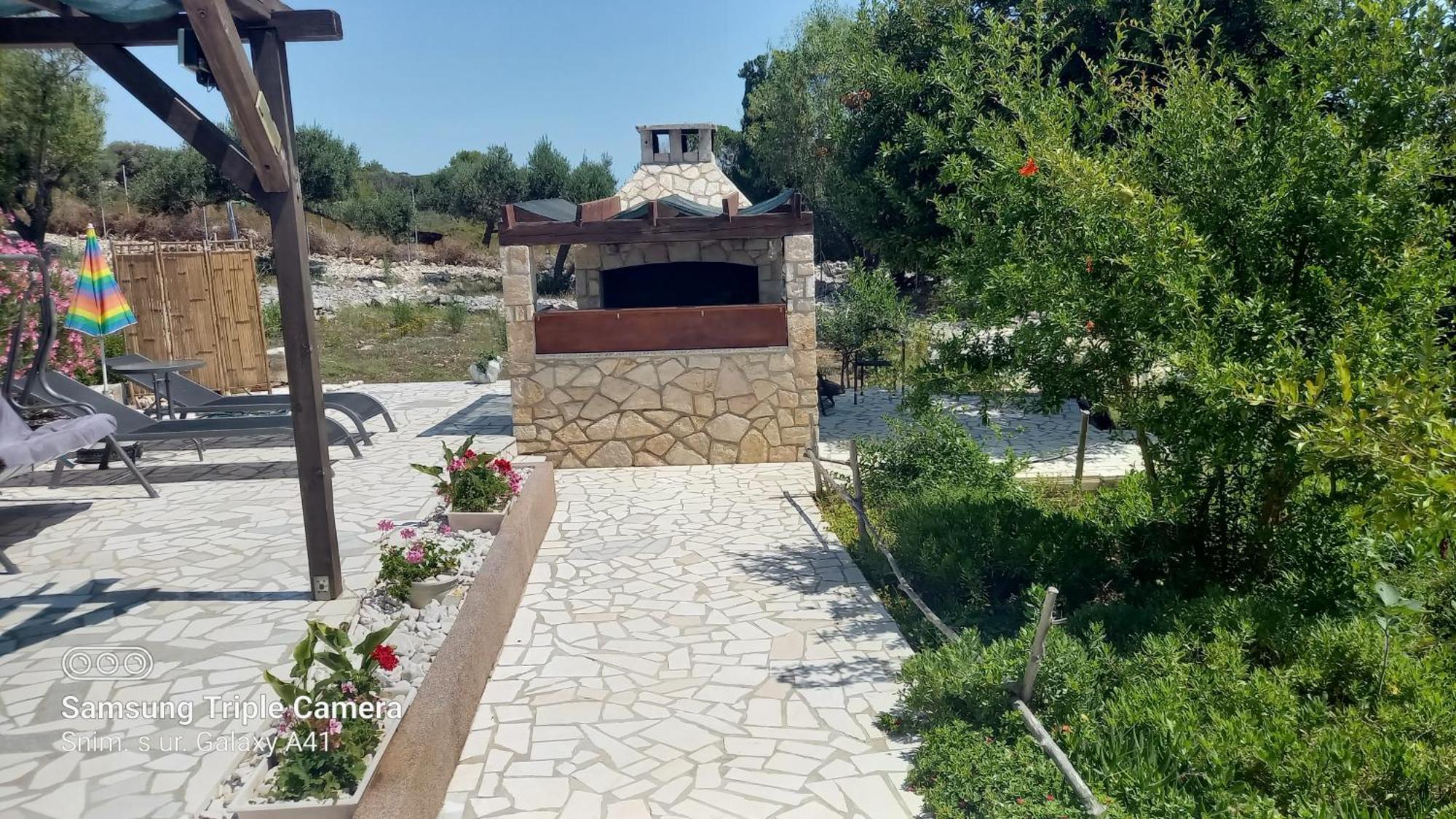 Eco Secluded Apartments Zabodarski Čunski Exteriér fotografie